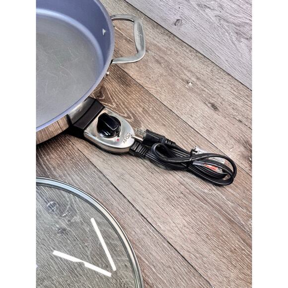 All-Clad 7 quart Electric Stainless Steel Skillet #SK492D50 w/ Lid 14”Diameter - Picture 5 of 9